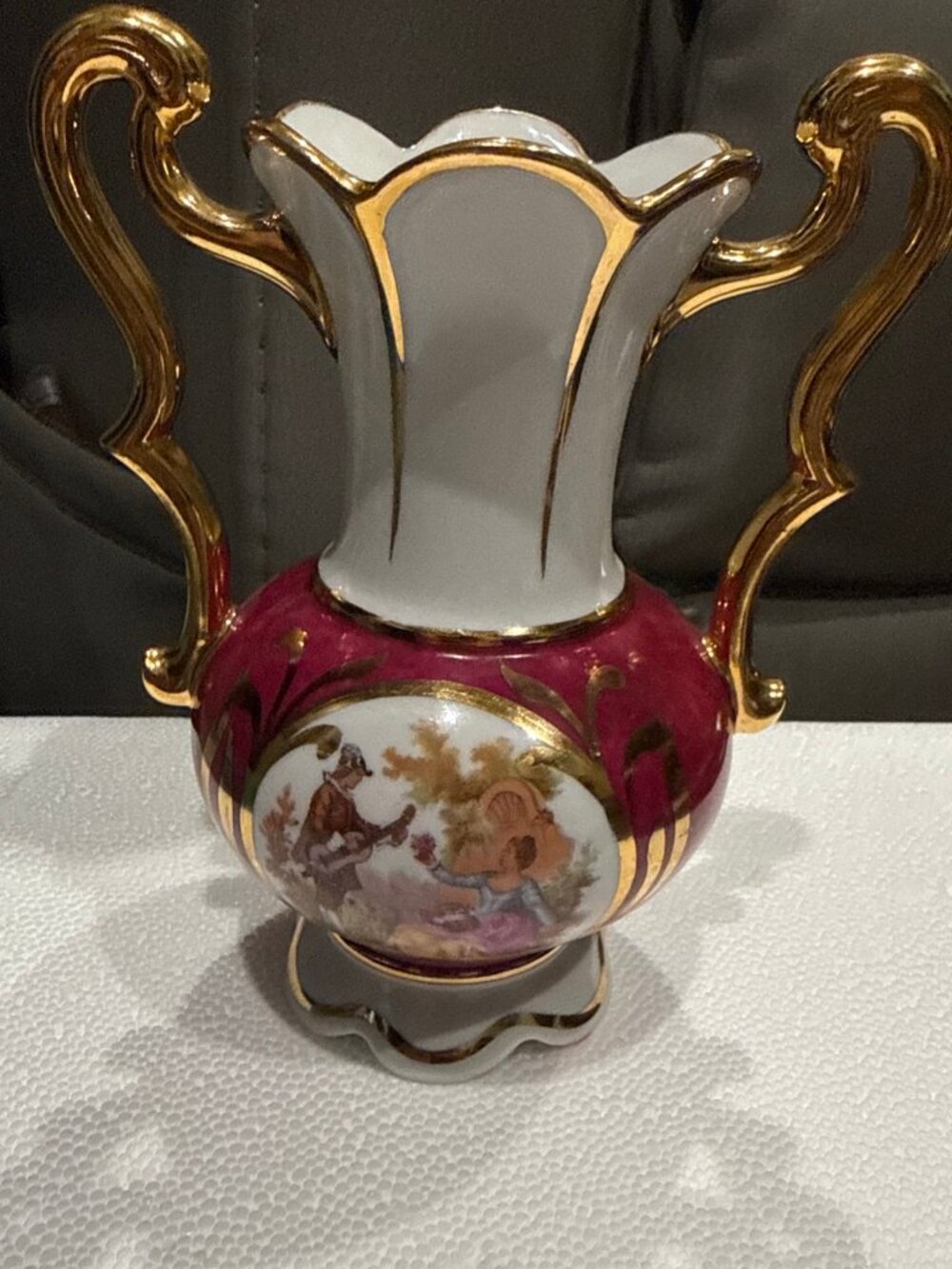 Limoges France RP Porcelaine d'Art Burgundy & White Vase Gold Handles Accents 6"